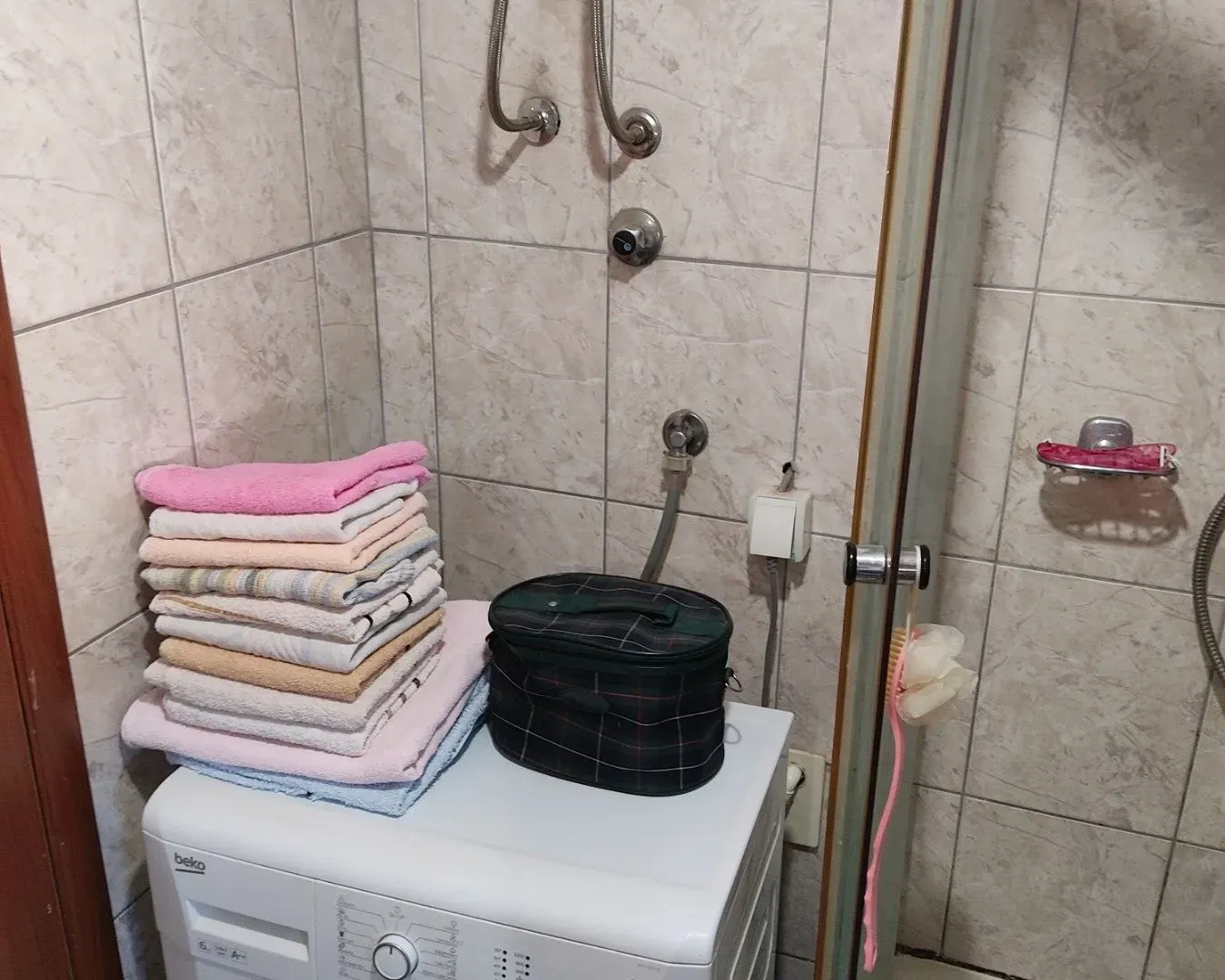 Izdavanje, jednosoban stan, 40m², Dalmatinska ulica, Podgorica