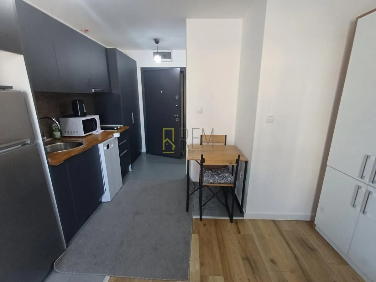 Prodaja, garsonjera, 26m², Zabjelo, Podgorica