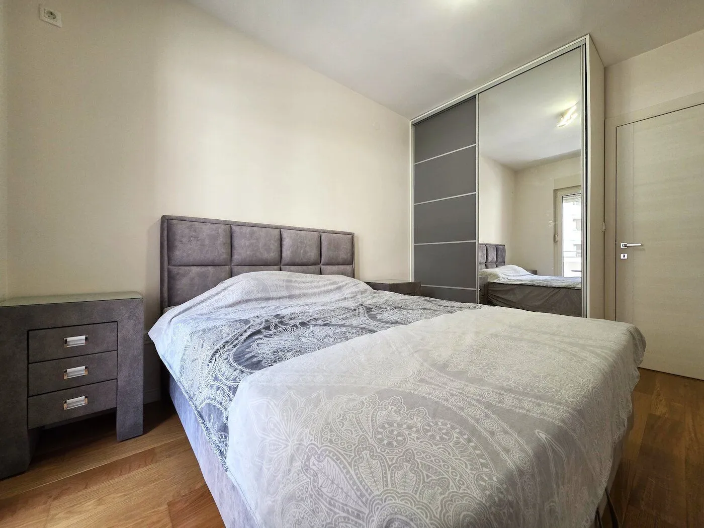 Rent, apartment, 49m², Central Point, Podgorica