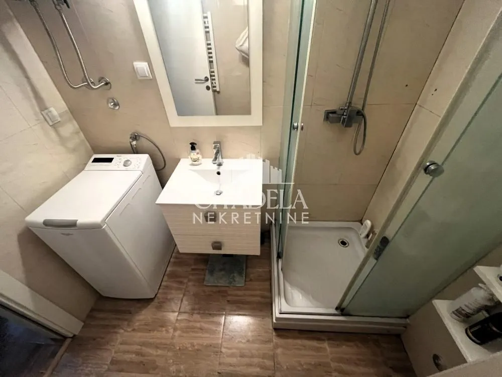 Sale, two bedroom apartment, 64m², Kluz, Zvezdara Sve Podlokacije