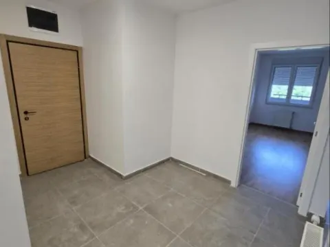 Prodaja, četvorosoban stan, 95m², Avijatičarsko naselje, Novi Sad Sve Podlokacije - image 22