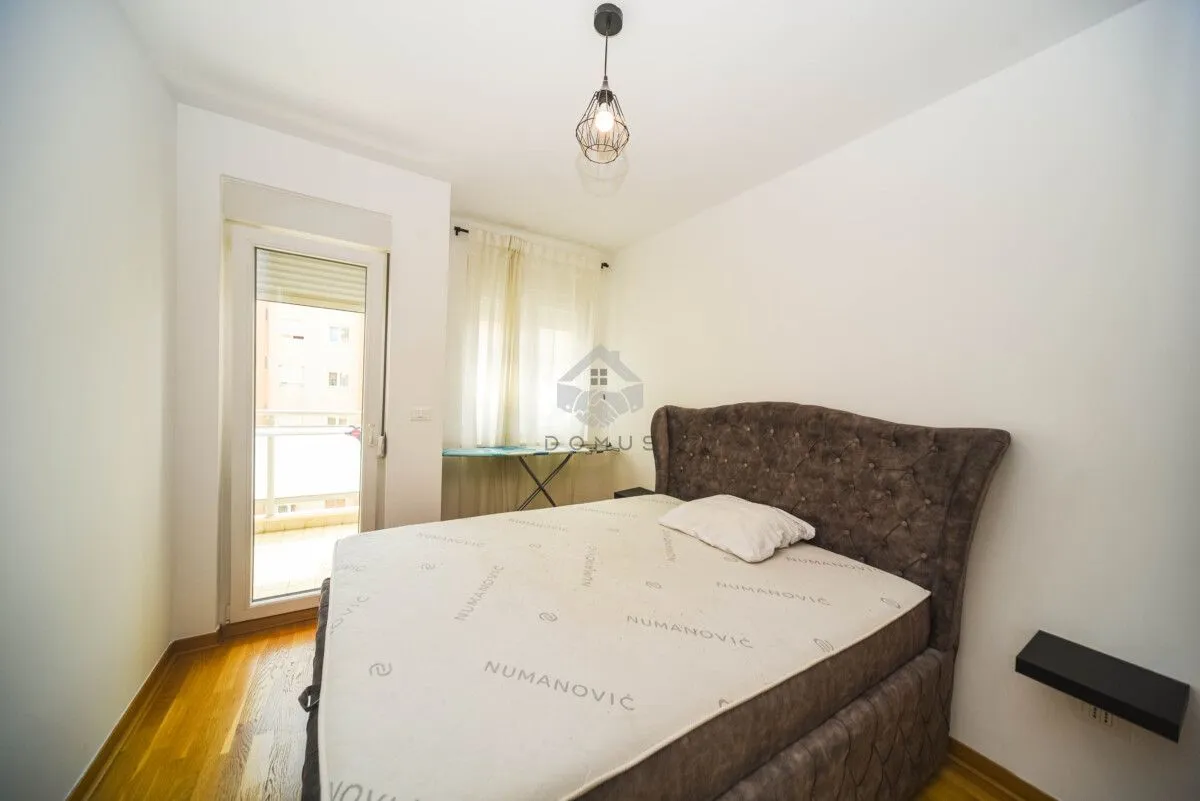 Rent, one bedroom apartment, 45m², City Kej, Podgorica