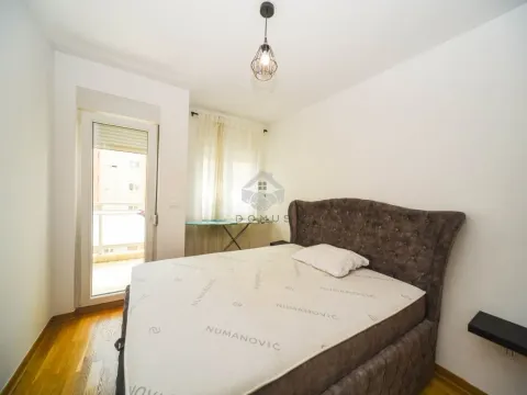 Rent, one bedroom apartment, 45m², City Kej, Podgorica - image 6