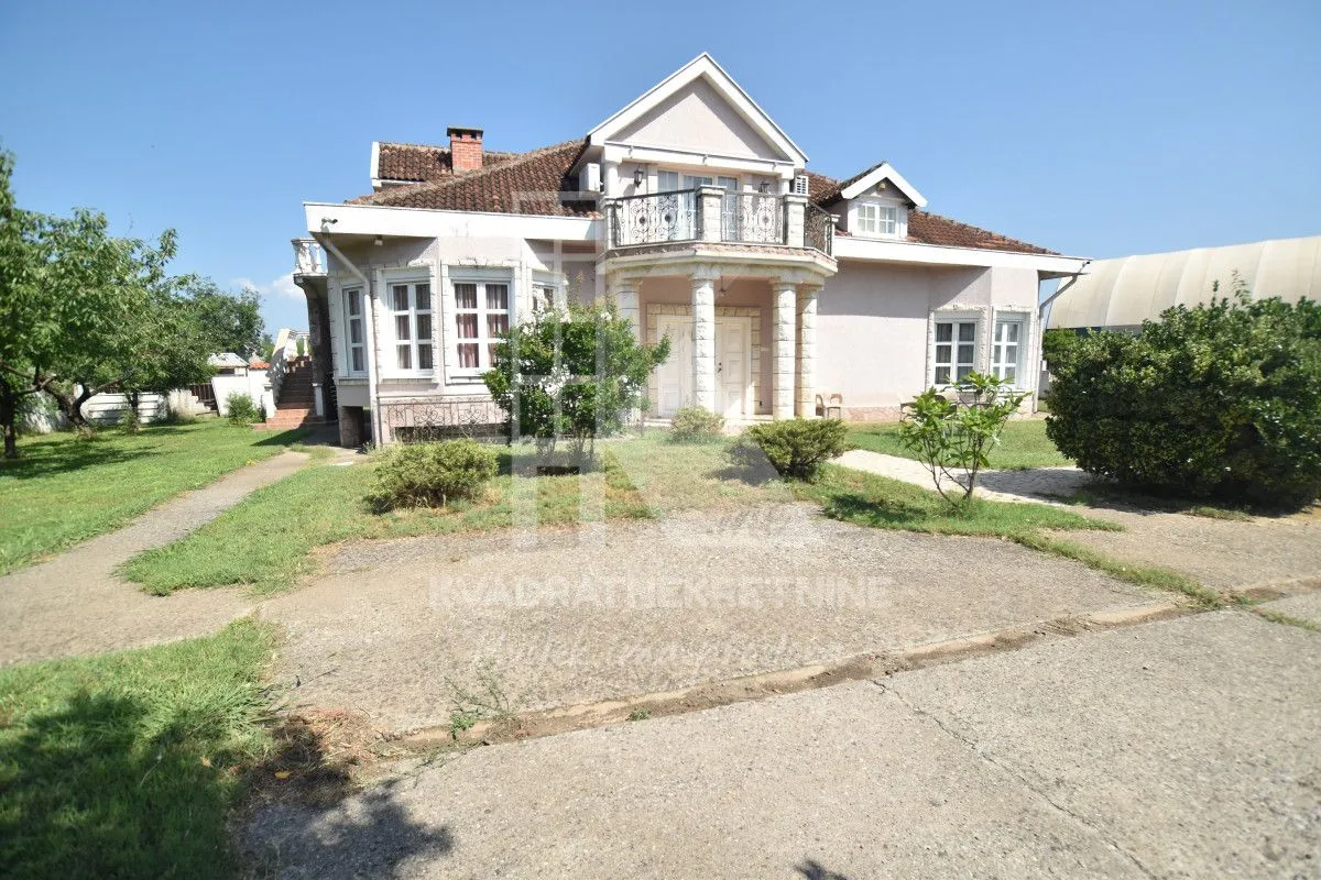 Rent, house, 410m², Donja Gorica, Podgorica