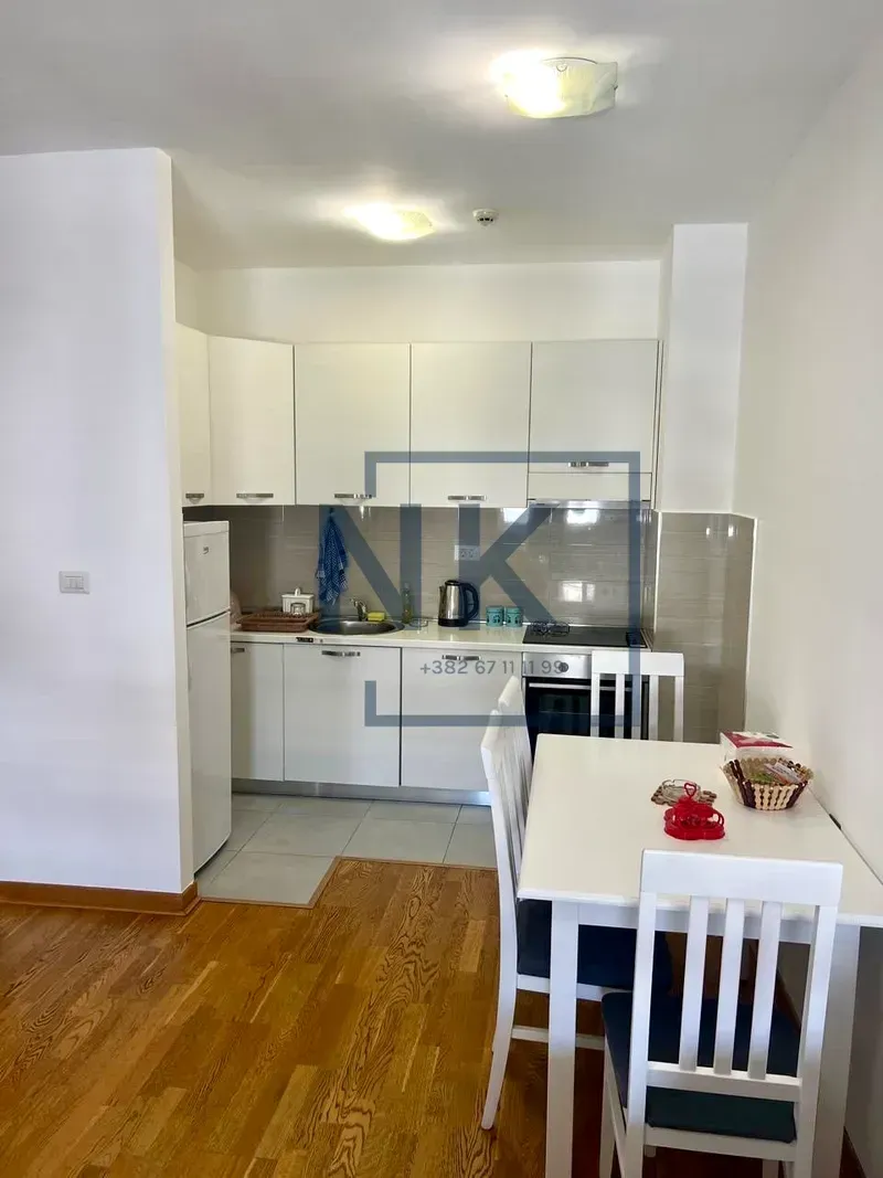 Izdavanje, jednosoban stan, 43m², City Kvart, Podgorica
