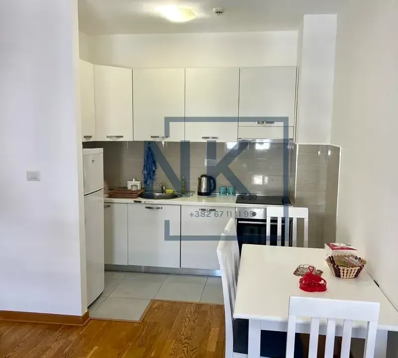Izdavanje, jednosoban stan, 43m², City Kvart, Podgorica