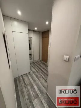 Prodaja, trosoban stan, 80m², Liman 4, Novi Sad Sve Podlokacije - image 17