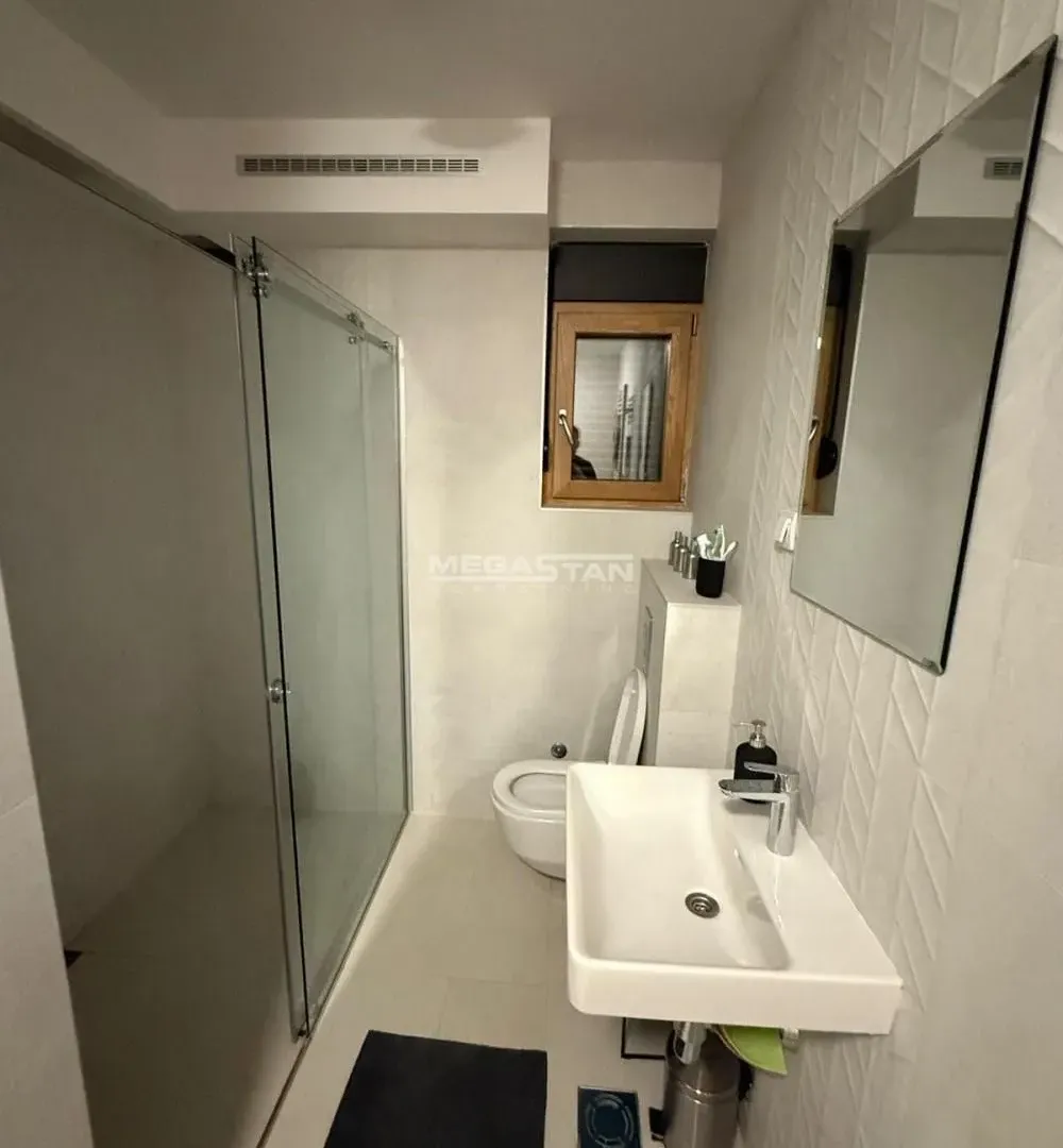 Prodaja, dvosoban stan, 70m², Savski Venac, Beograd