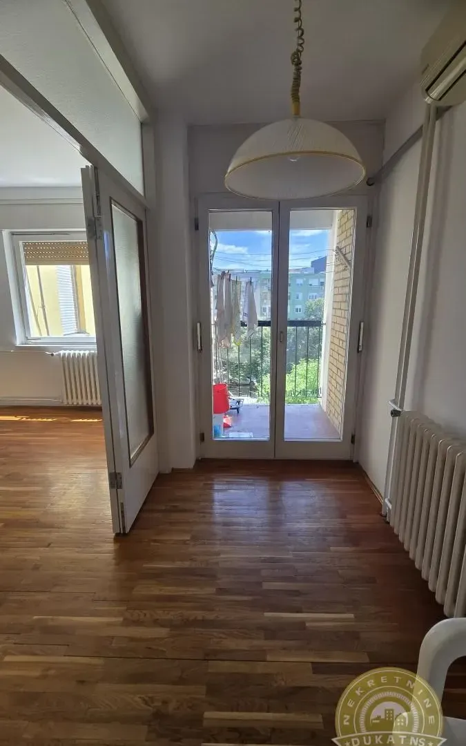 Izdavanje, dvosoban stan, 66m², Banatić, Novi Sad Sve Podlokacije