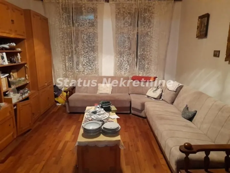 Prodaja, kuća, 230m², Sremska Mitrovica, Srbija