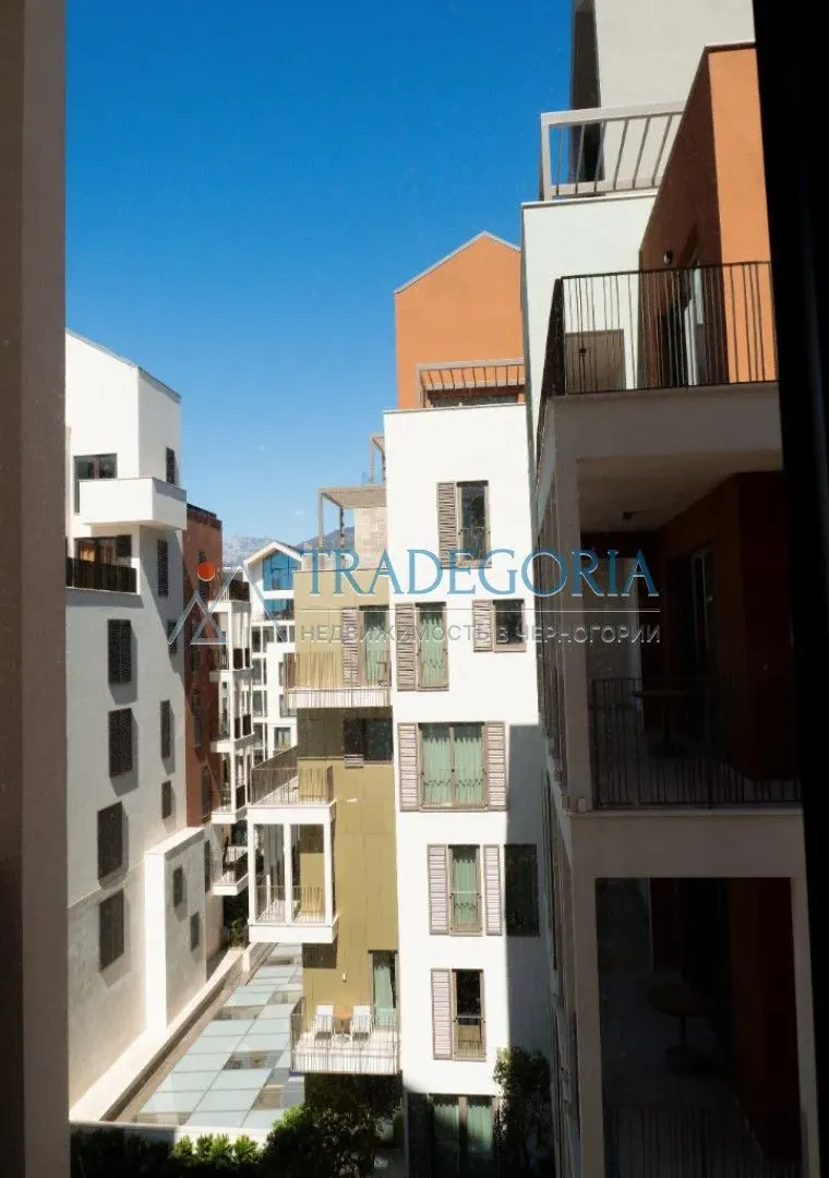 Prodaja, jednosoban stan, 56m², Tivat, Crna Gora