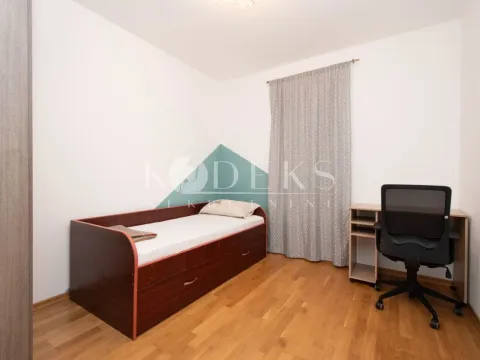 Izdavanje, dvosoban stan, 69m², Ljubović, Podgorica - image 7