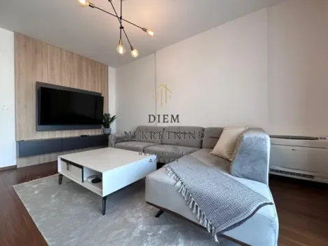 Izdavanje, dvosoban stan, 80m², Master Kvart, Podgorica - image 13
