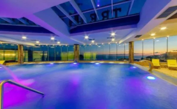 Prodaja, dvosoban stan, 85m², Centar, Budva
