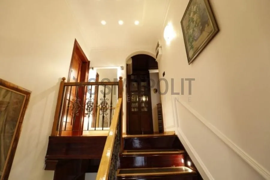 Prodaja, kuća, 520m², Filmski Grad, Beograd