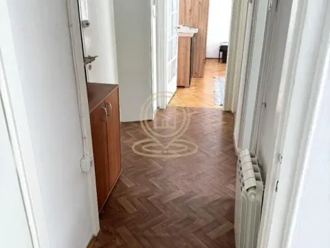 Rent, two bedroom apartment, 41m², Stari Grad, Beograd - image 5