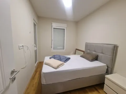 Prodaja, trosoban stan, 70m², City Kvart, Podgorica - image 11
