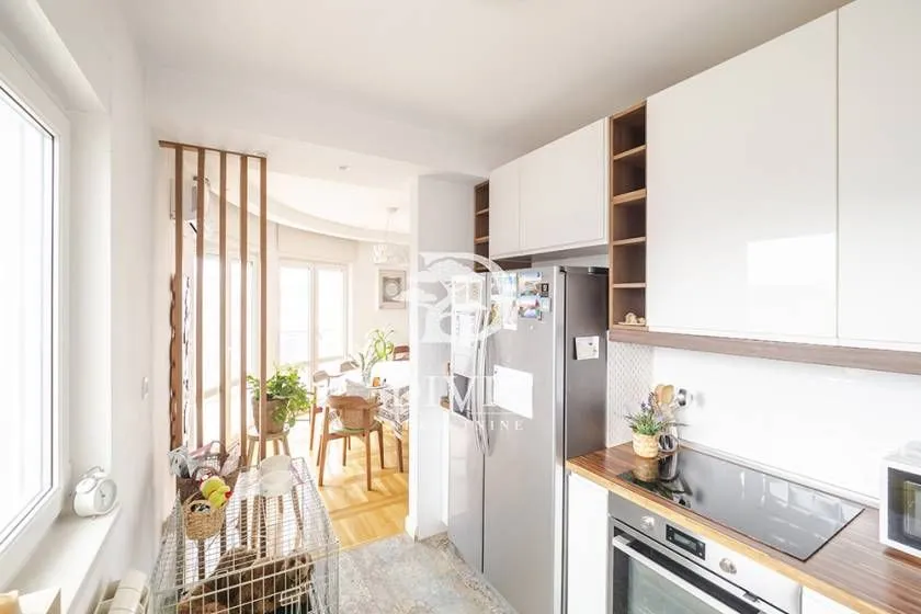 Sale, three bedroom apartment, 87m², Vračar Sve Podlokacije, Beograd
