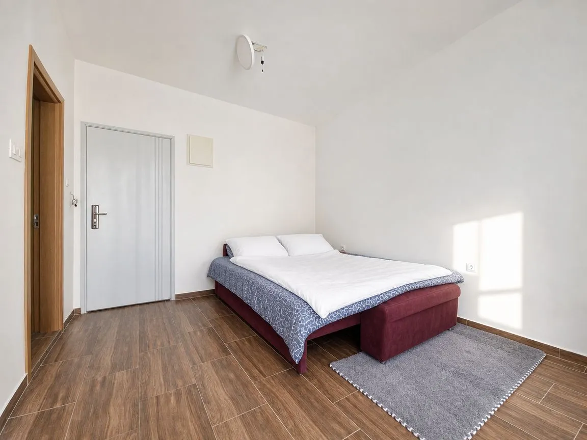 Rent, studio apartment, 35m², Bečići, Budva