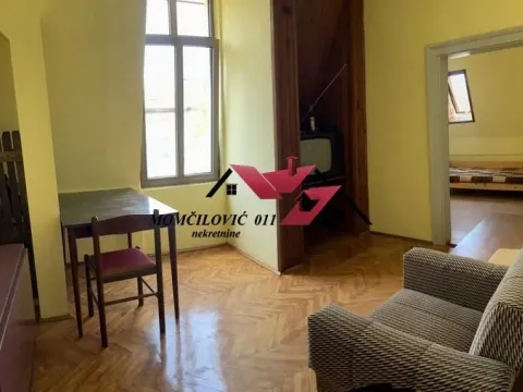 Prodaja, kuća, 368m², Profesorska Kolonija, Palilula Sve Podlokacije - image 9