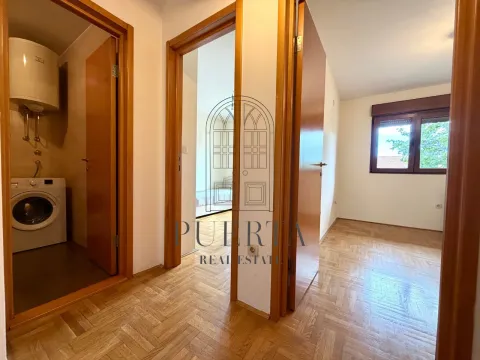 Prodaja, dvosoban stan, 64m², Stari Aerodrom, Podgorica - image 12
