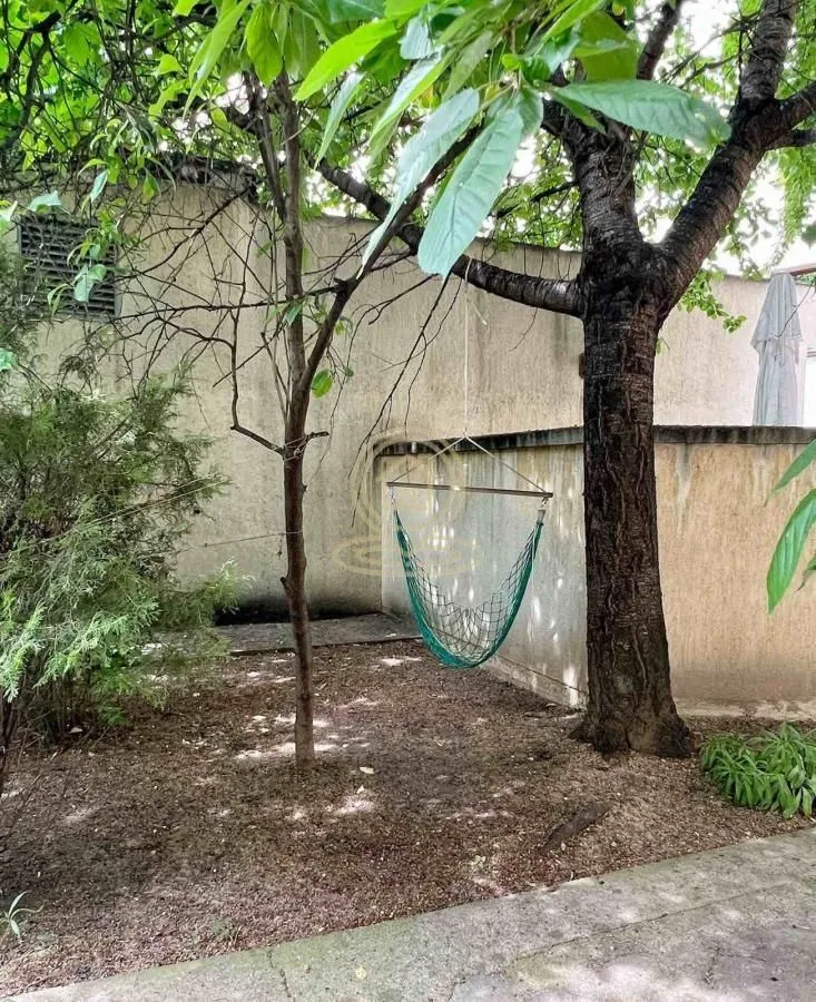 Rent, two bedroom apartment, 69m², Vračar Sve Podlokacije, Beograd