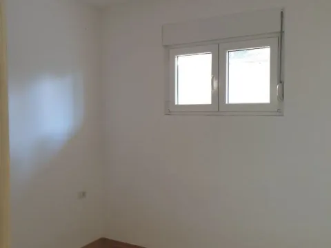 Prodaja, dvosoban stan, 45m², Zabjelo, Podgorica - image 8