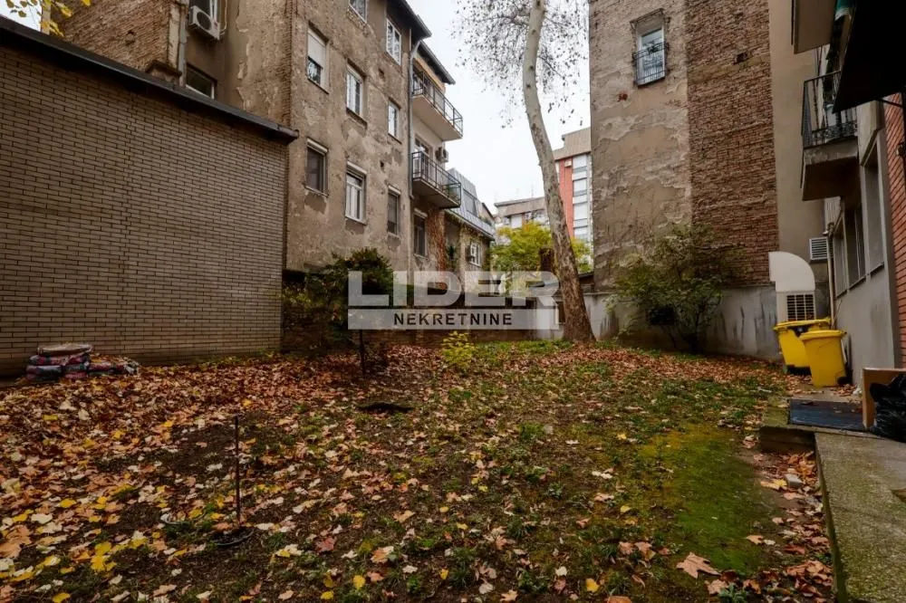 Rent, office space, 147m², Kalenić Pijaca, Vračar Sve Podlokacije