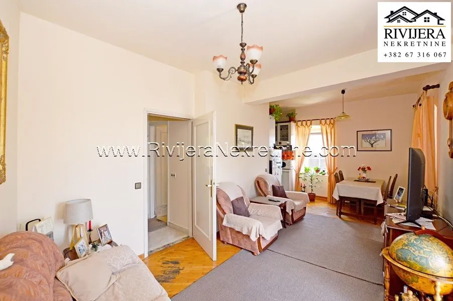 Prodaja, kuća, 314m², Centar, Herceg Novi