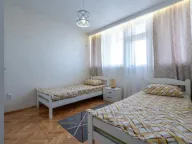 Izdavanje, trosoban stan, 75m², Stara Varoš, Podgorica - image 12