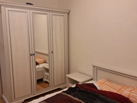 Izdavanje, jednosoban stan, 56m², Centar, Podgorica - image 6