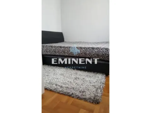 Izdavanje, stan, 40m², Vračar Sve Podlokacije, Beograd - image 6