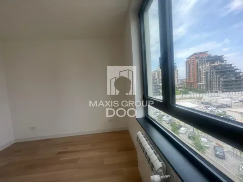 Izdavanje, četvorosoban stan, 121m², Savski Venac, Beograd - image 10