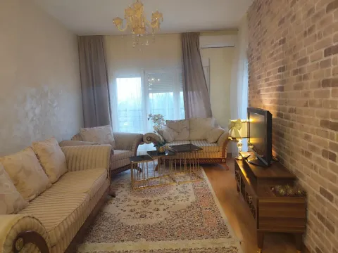 Rent, two bedroom apartment, 65m², Ljubović, Podgorica - image 8