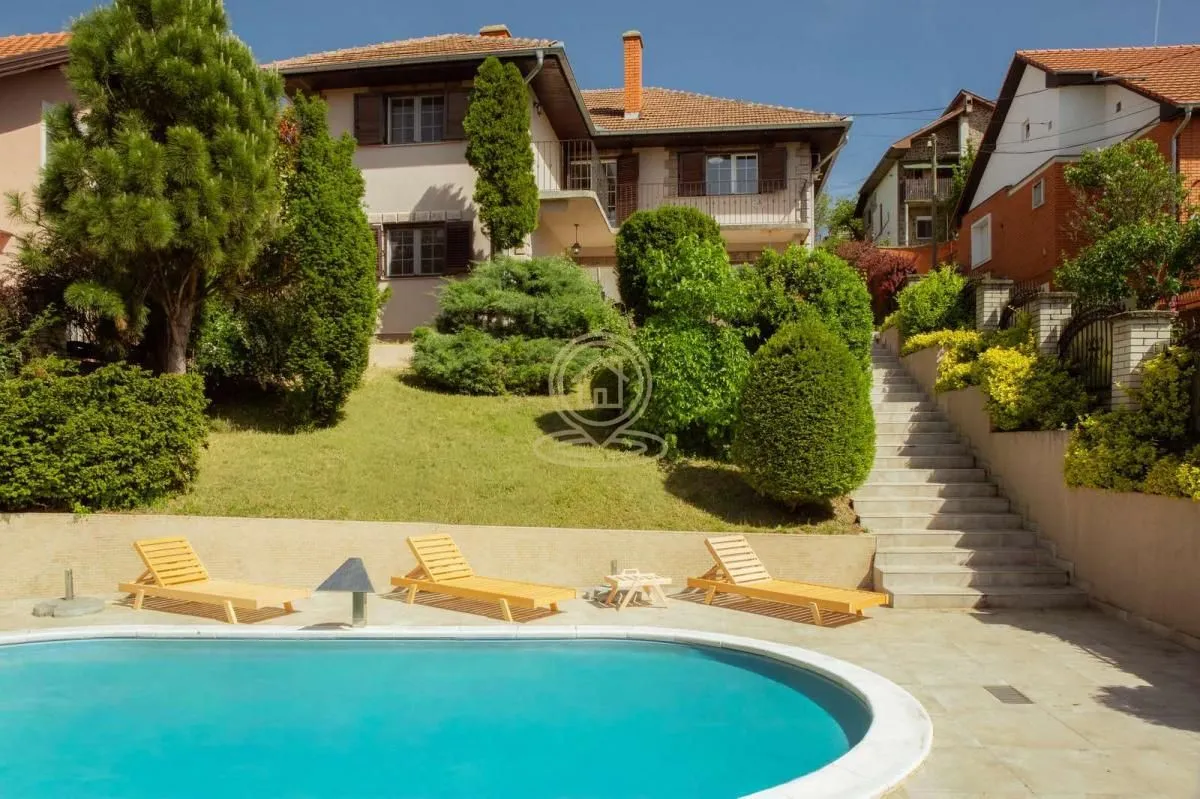 Izdavanje, kuća, 180m², Ledinci, Petrovaradin