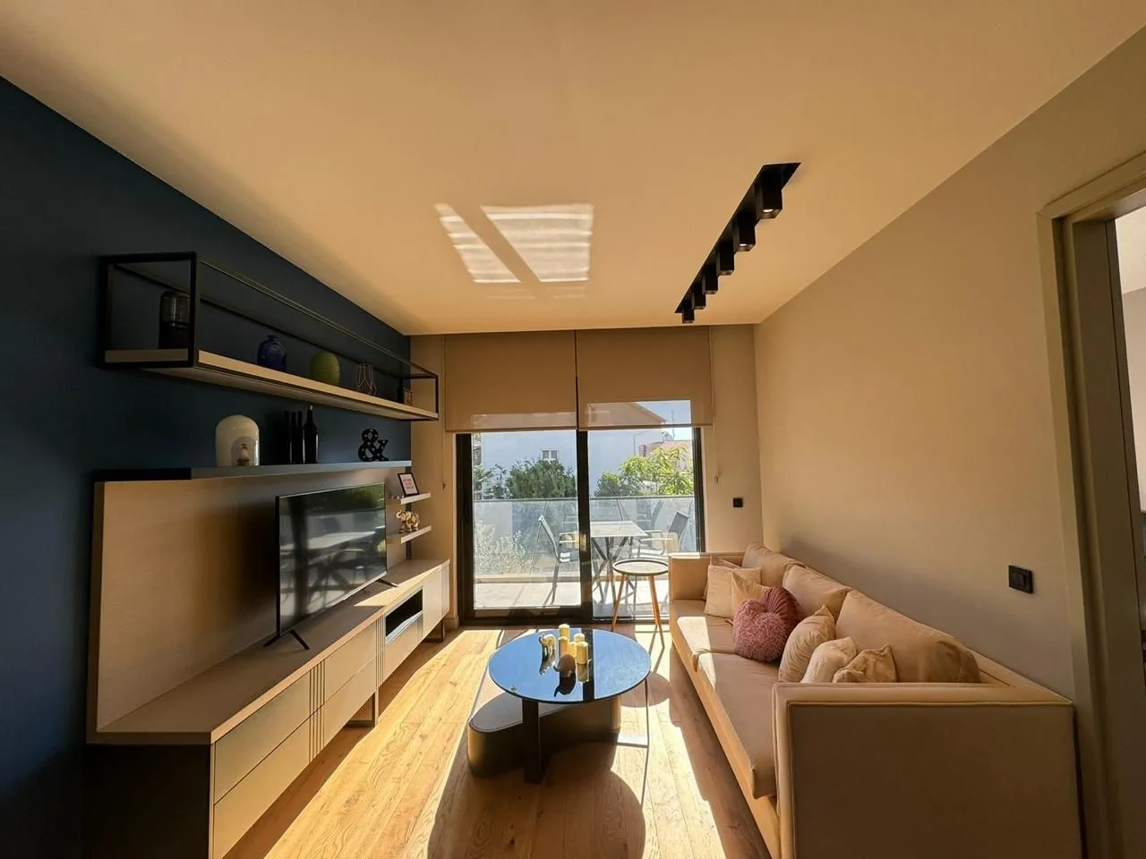 Rent, one bedroom apartment, 45m², Tivat, Crna Gora