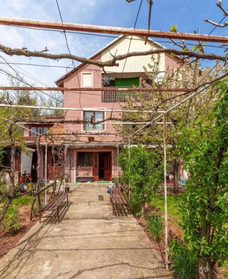 Prodaja, kuća, 250m², Niš, Srbija