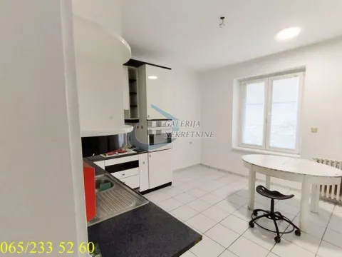 Prodaja, trosoban stan, 106m², Čukarica, Beograd - image 8