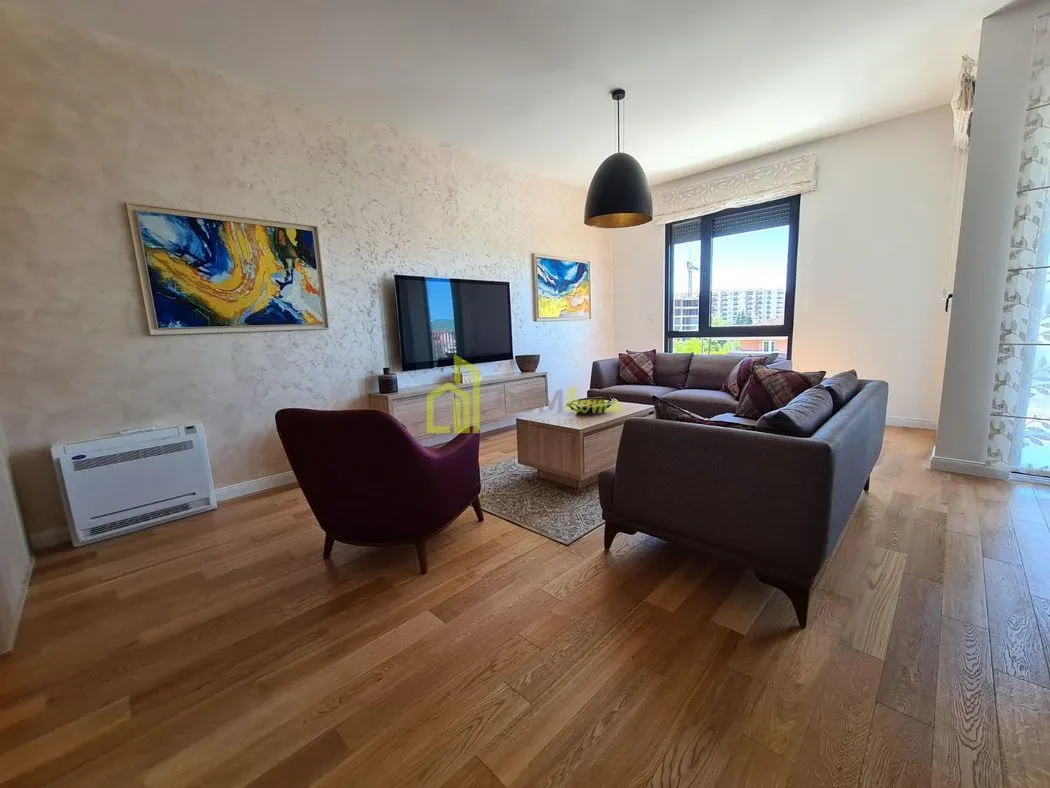 Rent, three bedroom apartment, 95m², City Kvart, Podgorica