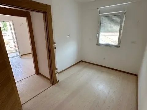 Prodaja, trosoban stan, 79m², Budva, Crna Gora - image 12