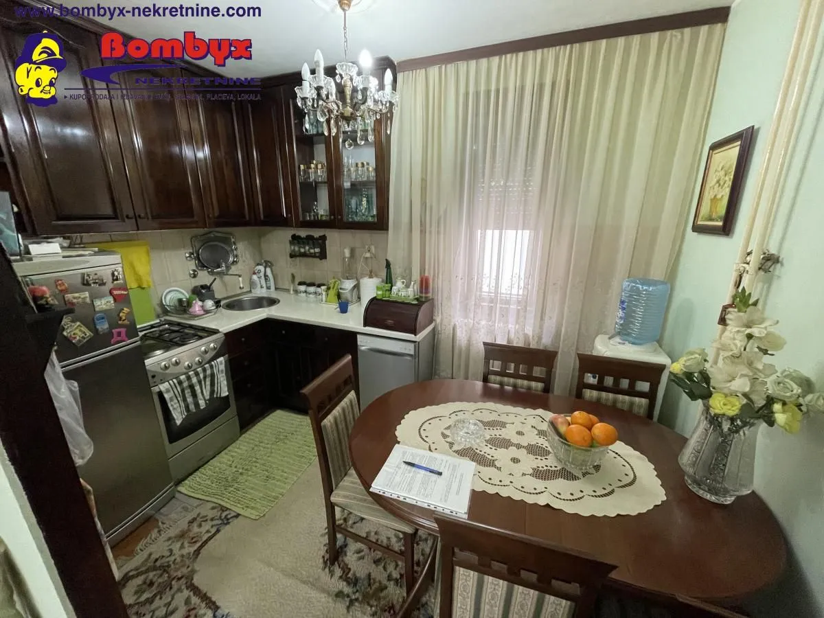 Prodaja, kuća, 155m², Sremska Kamenica, Petrovaradin