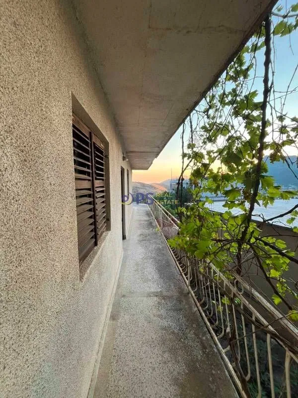 Sale, house, 183m², Sutomore, Bar