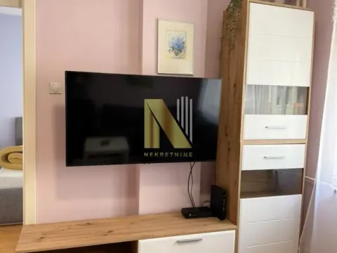 Izdavanje, jednosoban stan, 36m², Rotkvarija, Novi Sad Sve Podlokacije - image 5