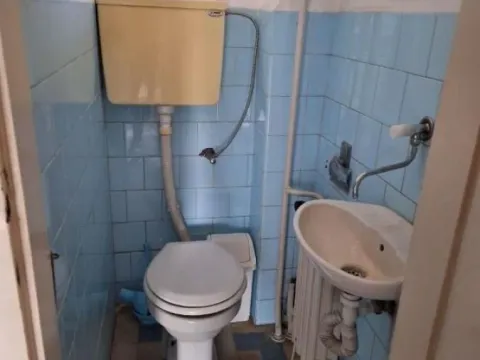 Sale, house, 225m², Rakovica, Beograd - image 11