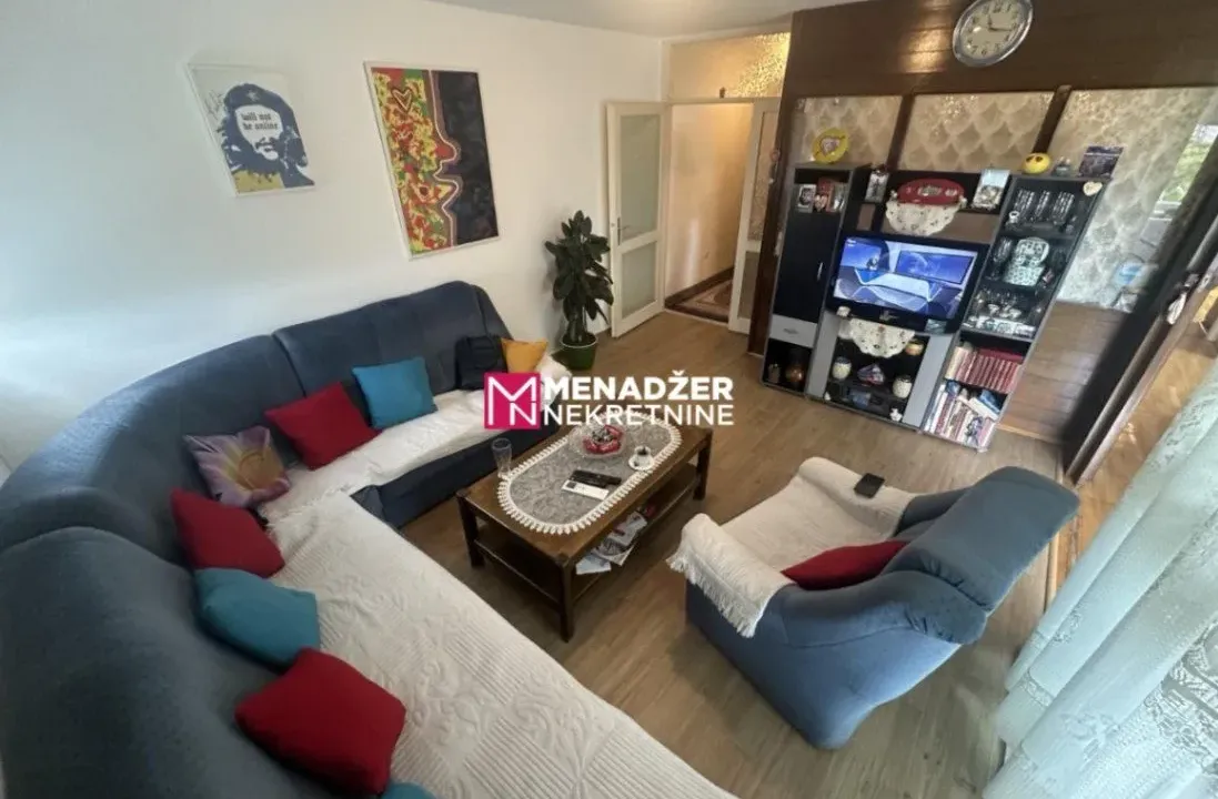 Prodaja, dvosoban stan, 77m², Blok 5, Podgorica