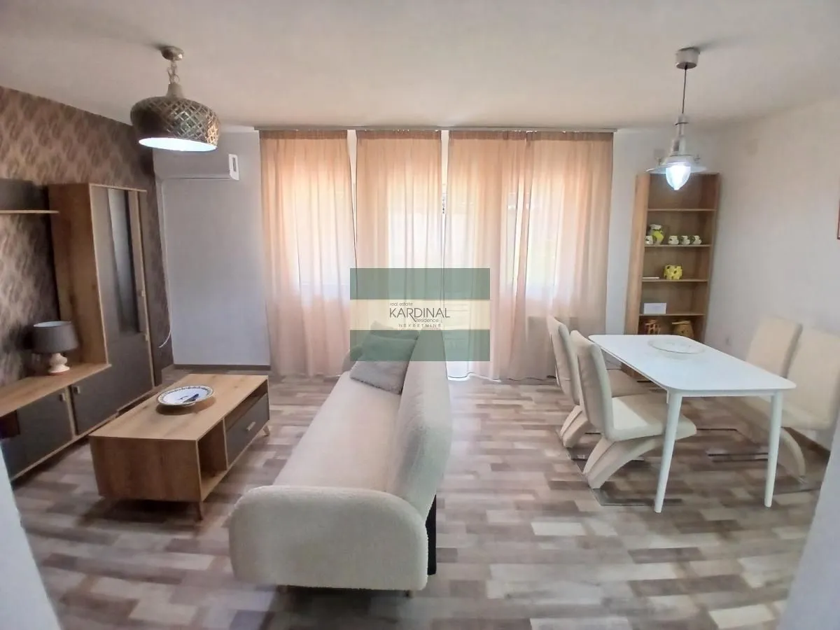 Prodaja, trosoban stan, 76m², Solaris, Jagodina