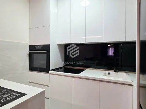 Izdavanje, jednosoban stan, 49m², Central Point, Podgorica - image 6