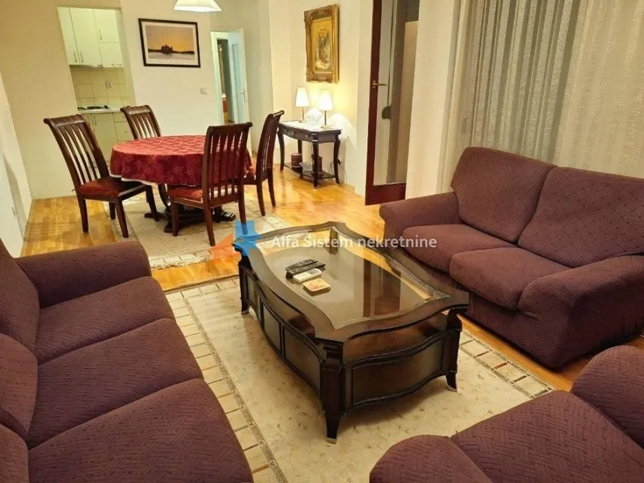 Rent, four bedroom apartment, 103m², Crveni Krst, Beograd