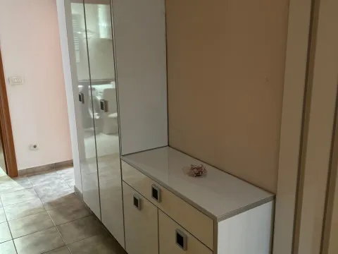 Rent, one bedroom apartment, 50m², Krivi Most, Podgorica - image 4