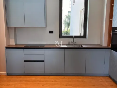 Rent, three bedroom apartment, 110m², Porto Montenegro, Tivat - image 15